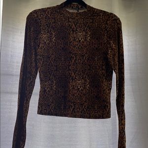 Cheetah Long-sleeve Turtle Neck